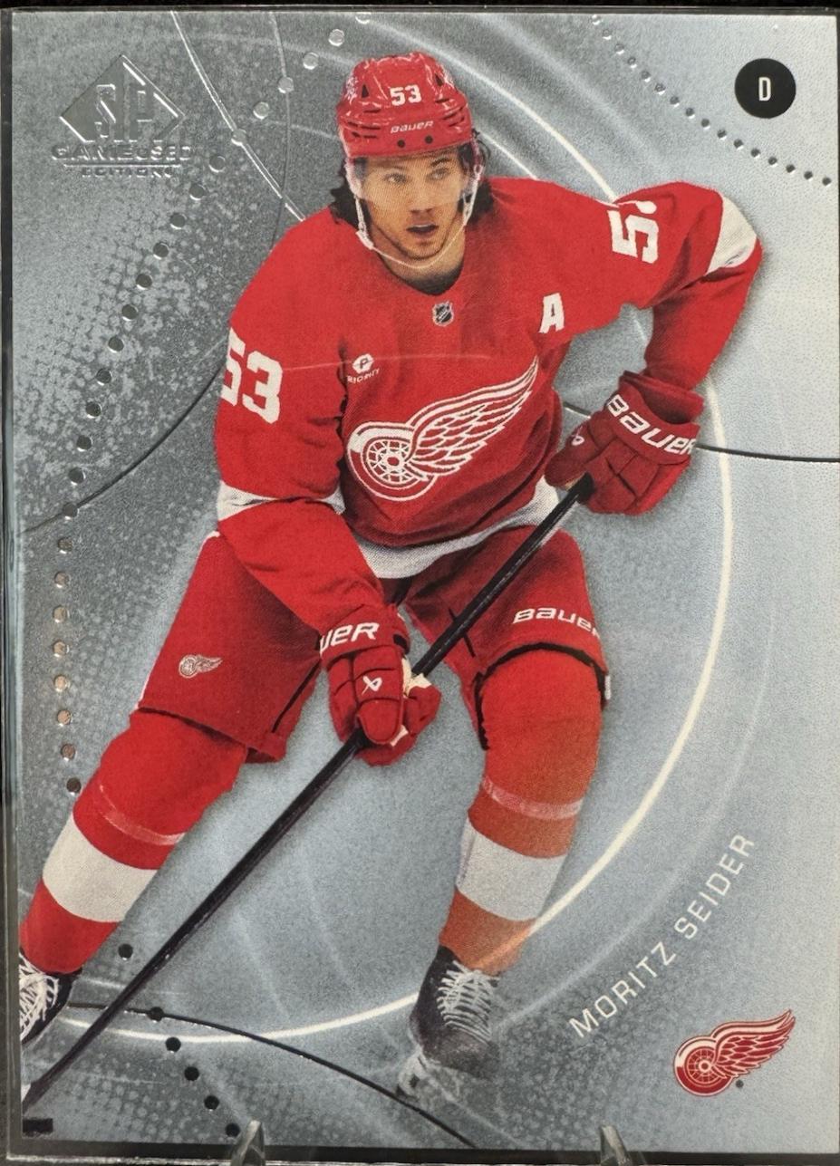 Moritz Seider #9