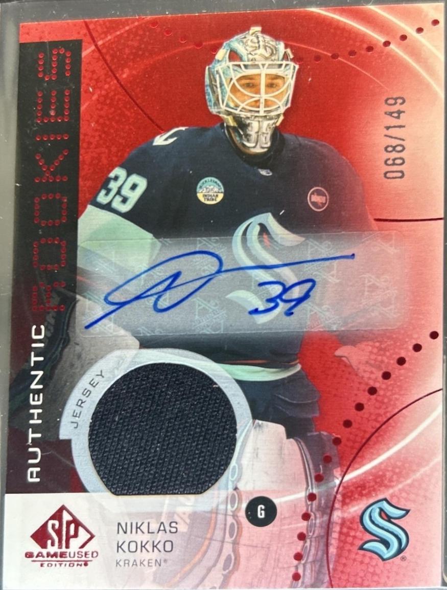 Robert Thomas [Red Auto Jersey] #26