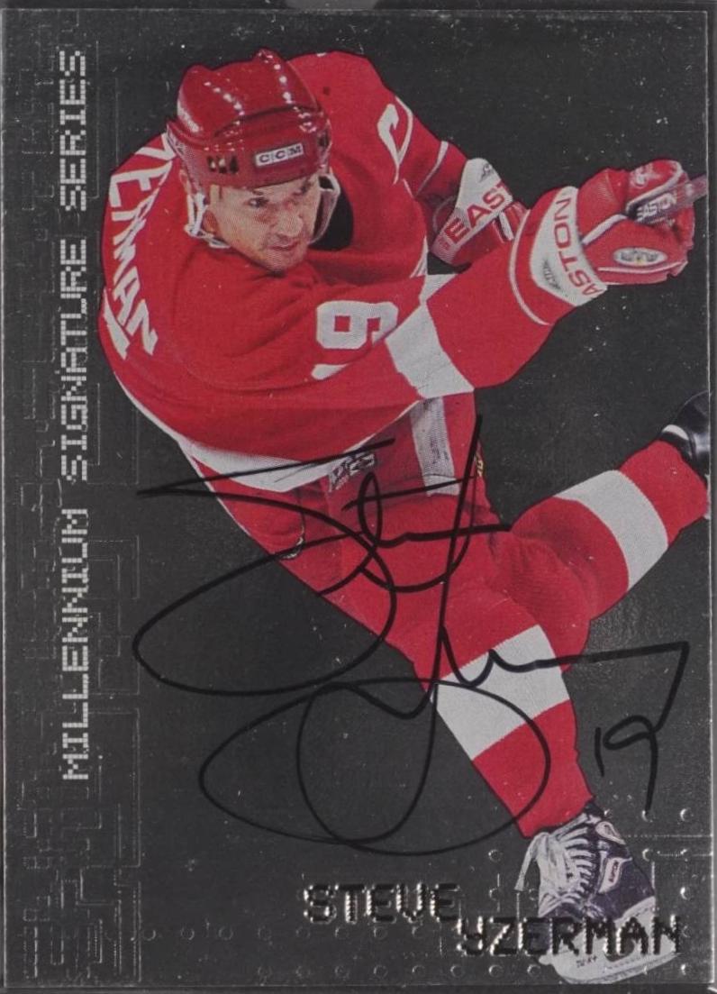Steve Yzerman [Autograph] #88