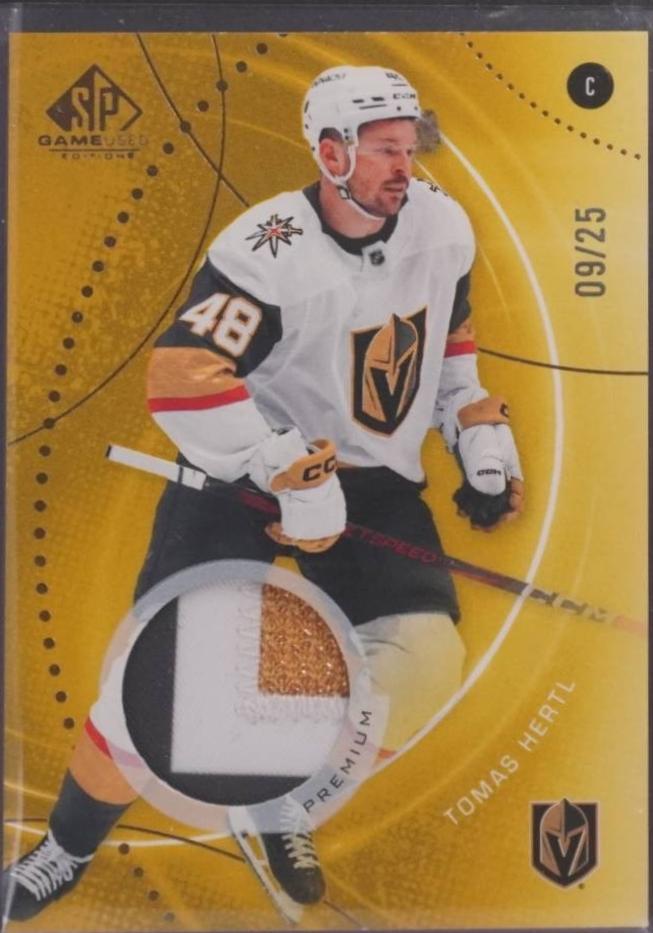 Tomas Hertl [Gold Premium Memorabilia] #27