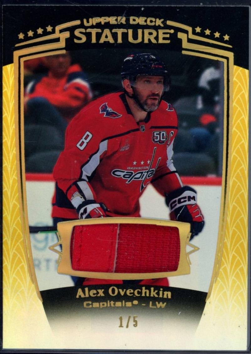 Alex Ovechkin [Gold Memorabilia] #14