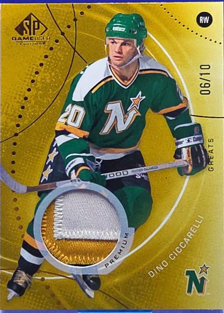 Dino Ciccarelli [Gold Premium Memorabilia] #45