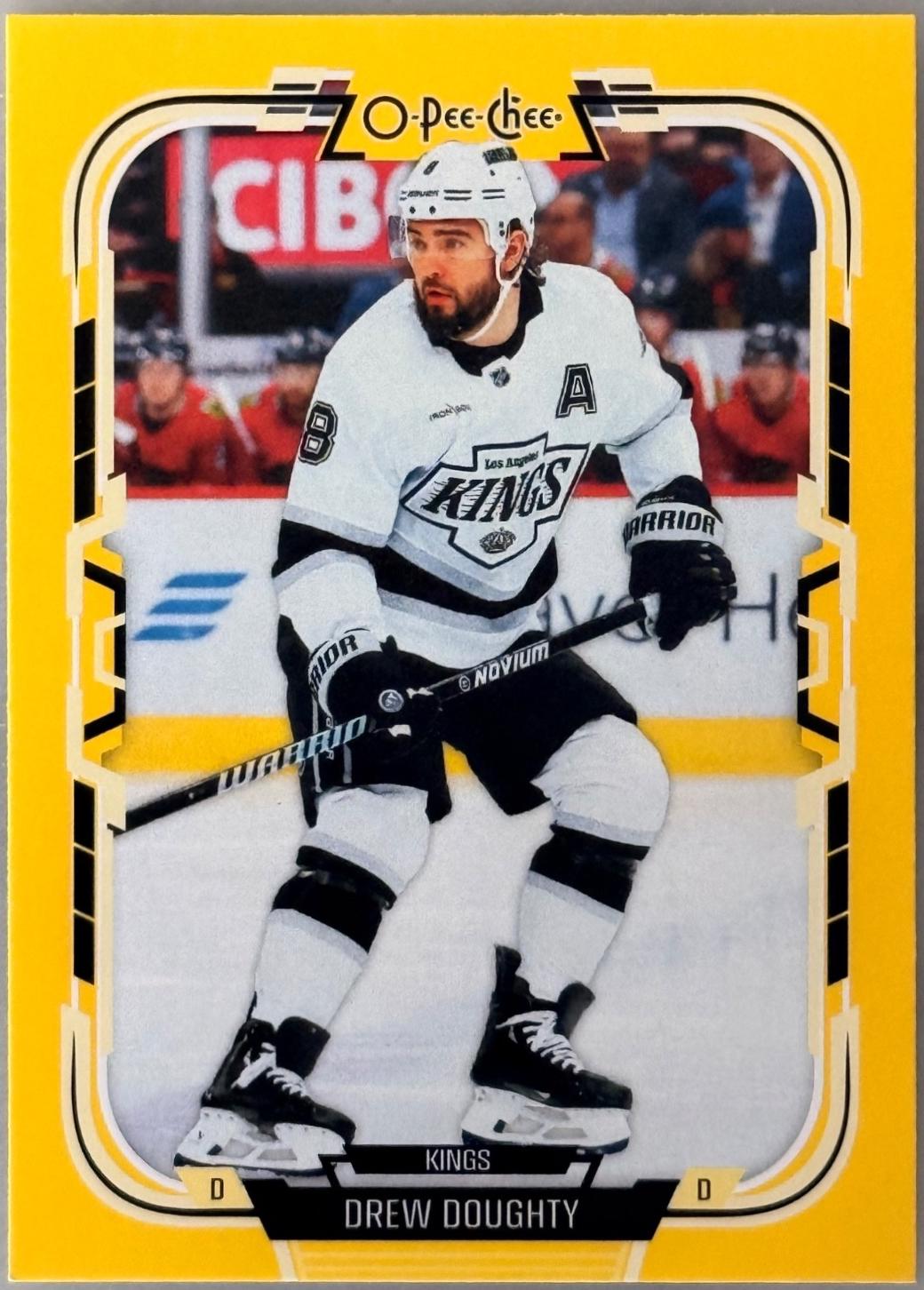 Drew Doughty [Yellow Border] #82