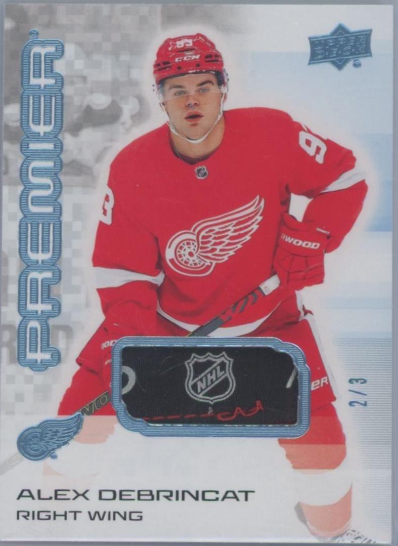 Alex DeBrincat [Platinum Blue Neckline] #33