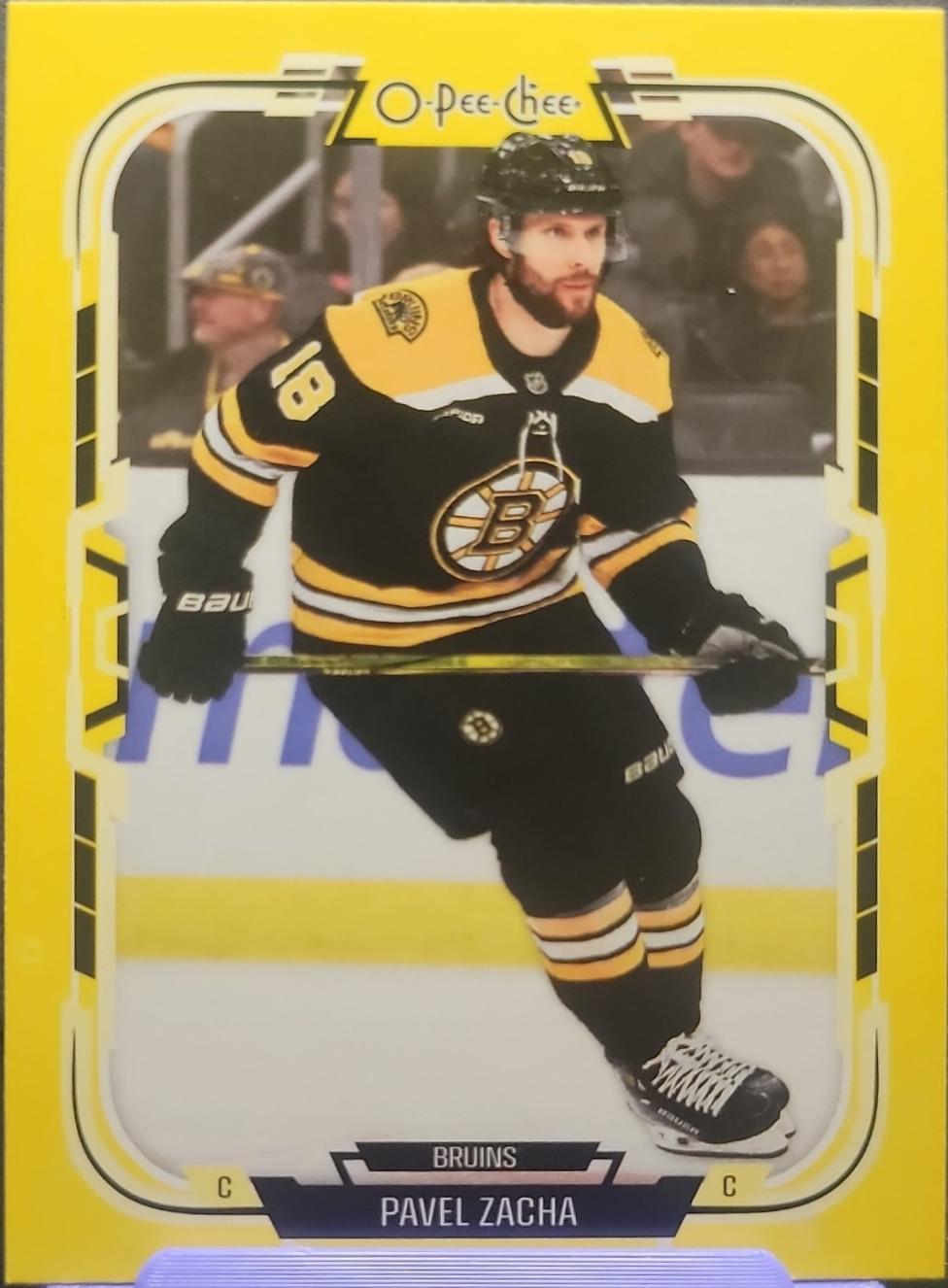 Pavel Zacha [Yellow Border] #321