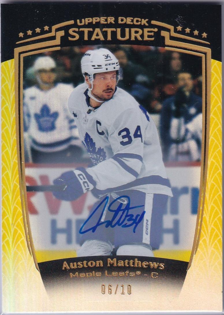 Auston Matthews [Gold Autograph] #9