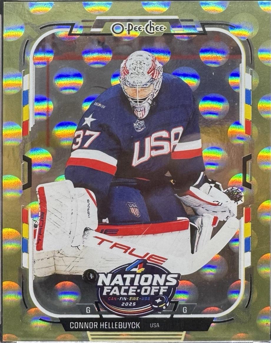 Connor Hellebuyck [Rainbow Foil Gold] #537