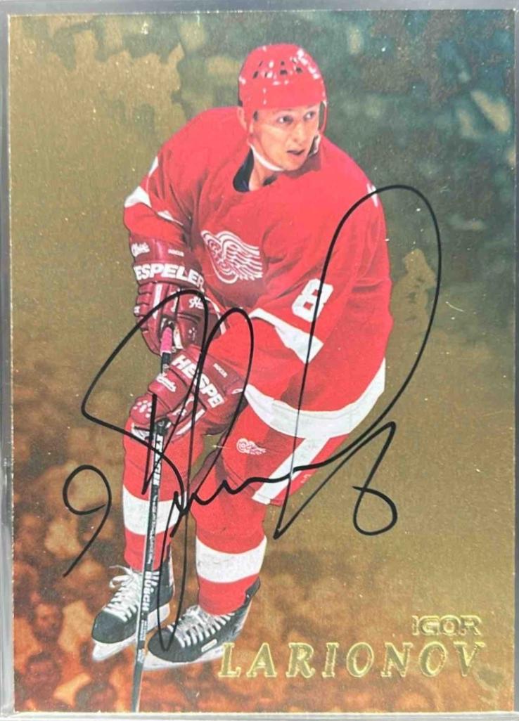 Igor Larionov [Gold Autograph] #199