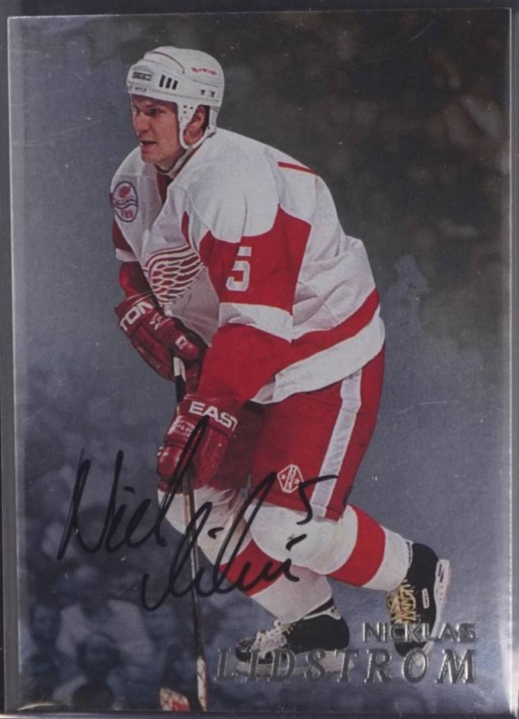 Nicklas Lidstrom [Autograph] #197