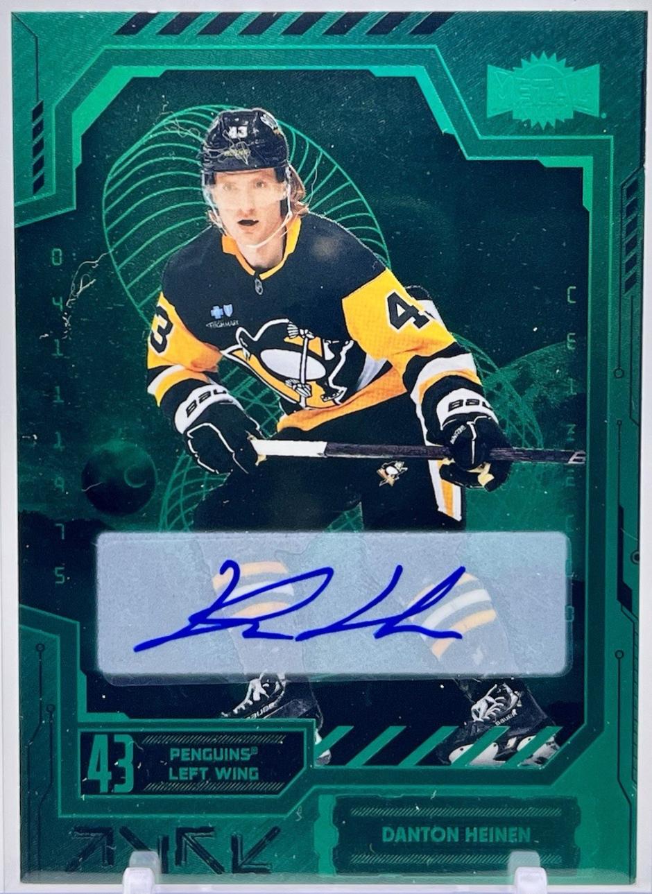 Danton Heinen [Green Autograph] #35