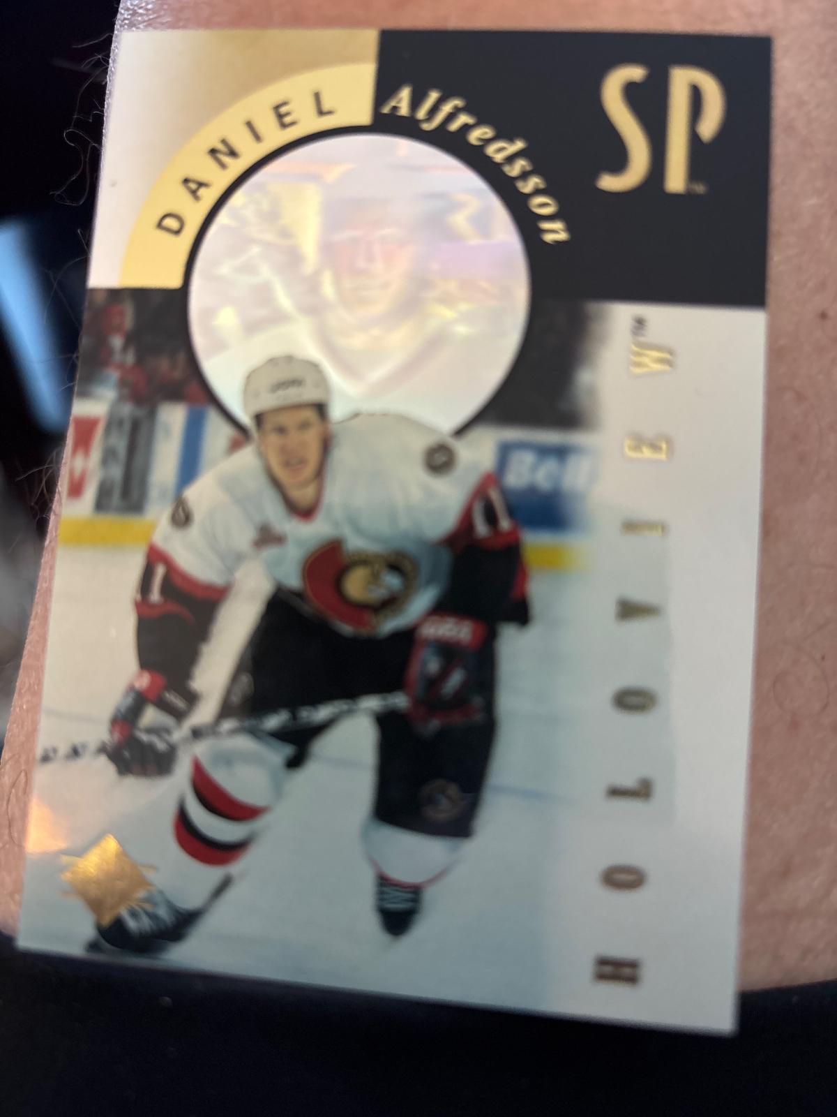 Daniel Alfredsson #FX15