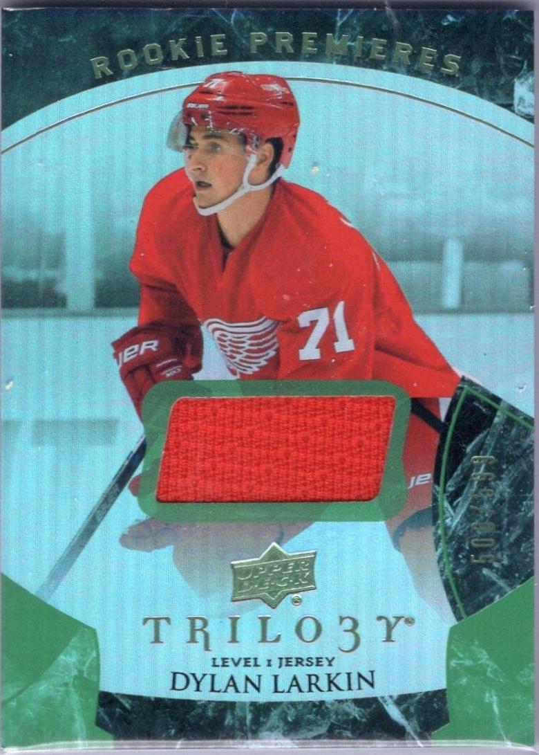 Dylan Larkin [Rainbow Foil Green Jersey] #120