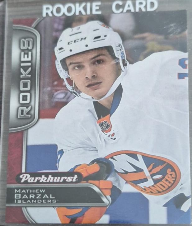 Mathew Barzal [Red] #387