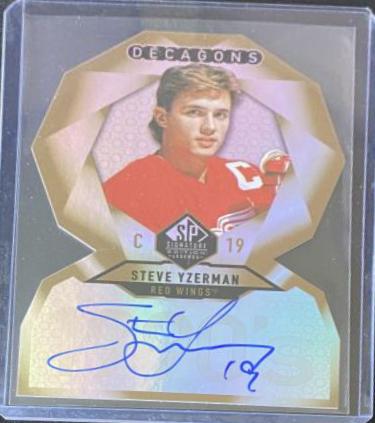 Steve Yzerman [Gold Autograph] #DC-79