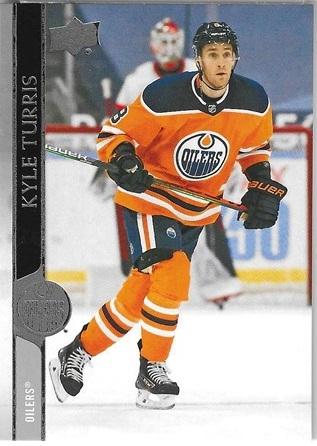 Kyle Turris #555