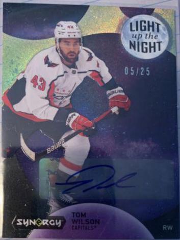 Tom Wilson [Green Autograph] #LN-TW
