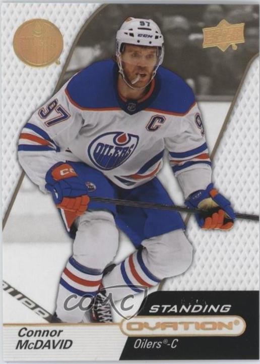 Connor McDavid [Standing Ovation Gold Spectrum] #11