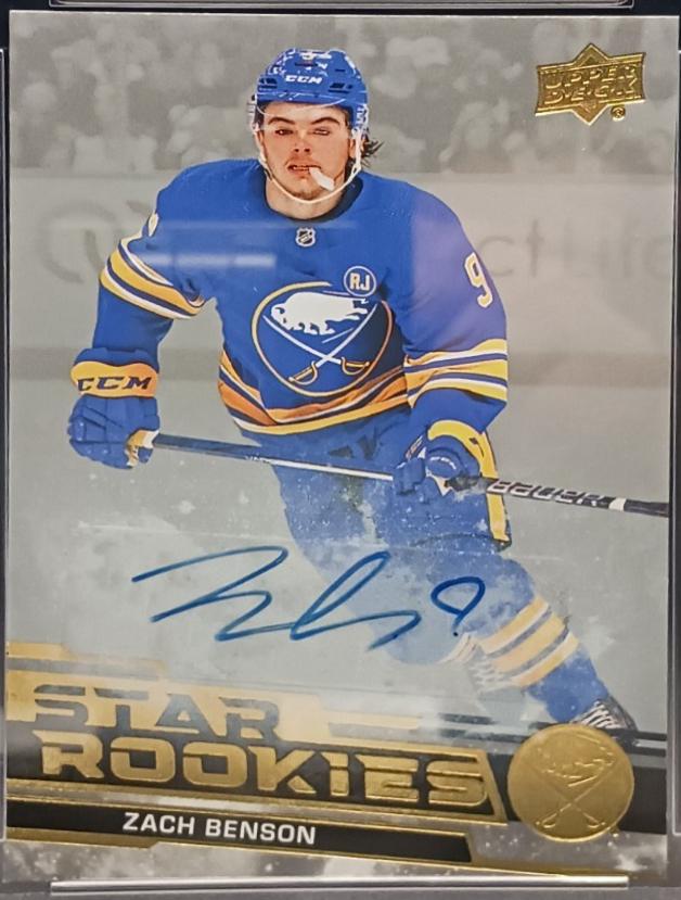 Zach Benson [Black Autograph] #25