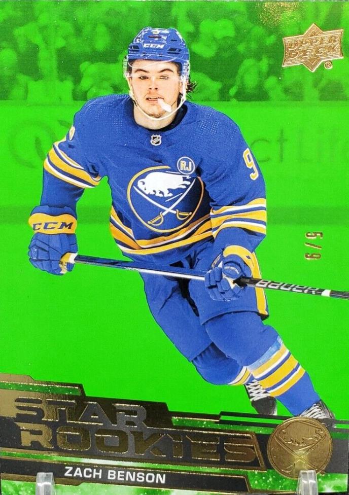 Zach Benson [Green] #25