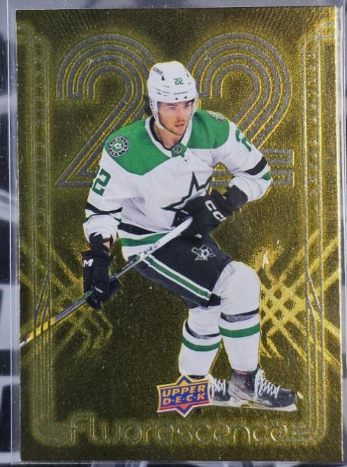 Mavrik Bourque [Gold] #F-13