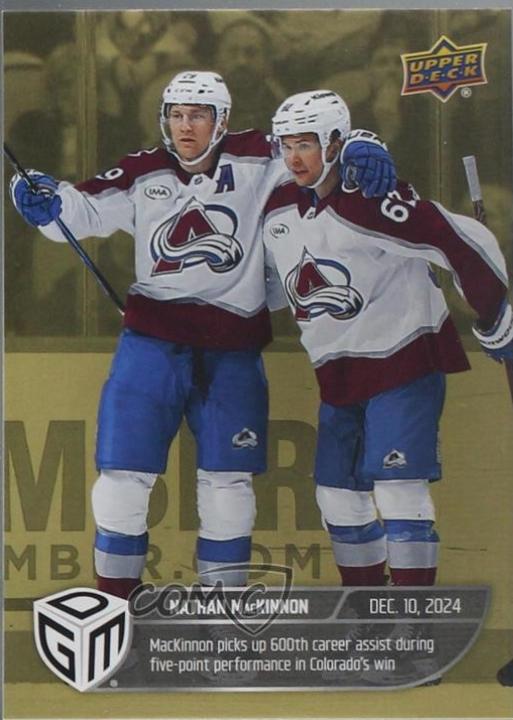 Nathan Mackinnon [Gold] #30