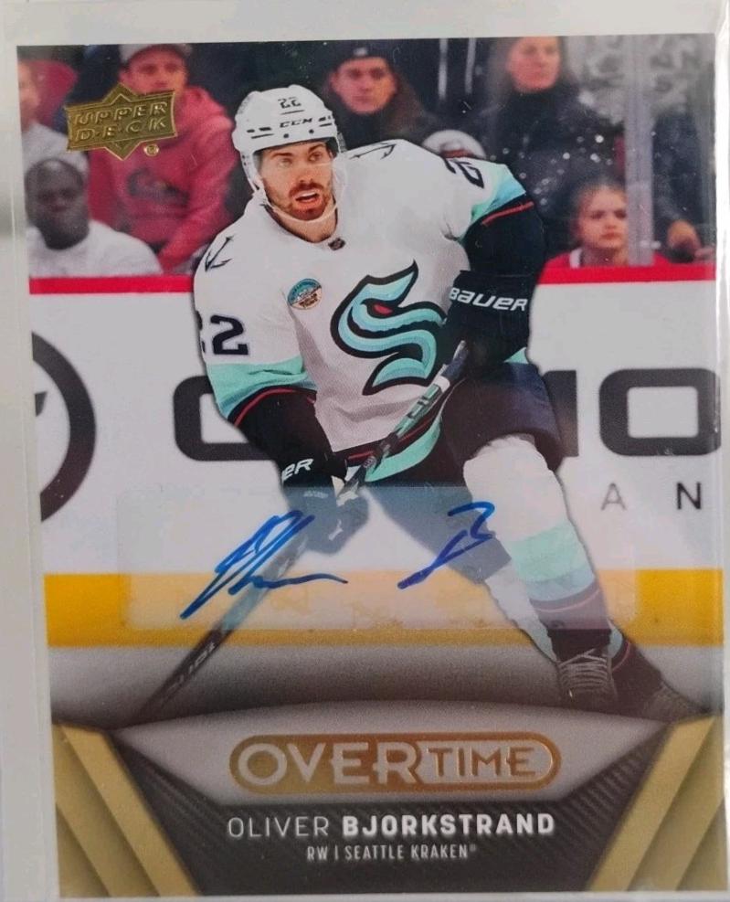 Oliver Bjorkstrand [Gold Foil Autograph] #72