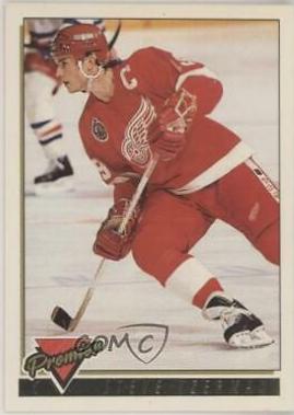 Steve Yzerman [Gold] #280