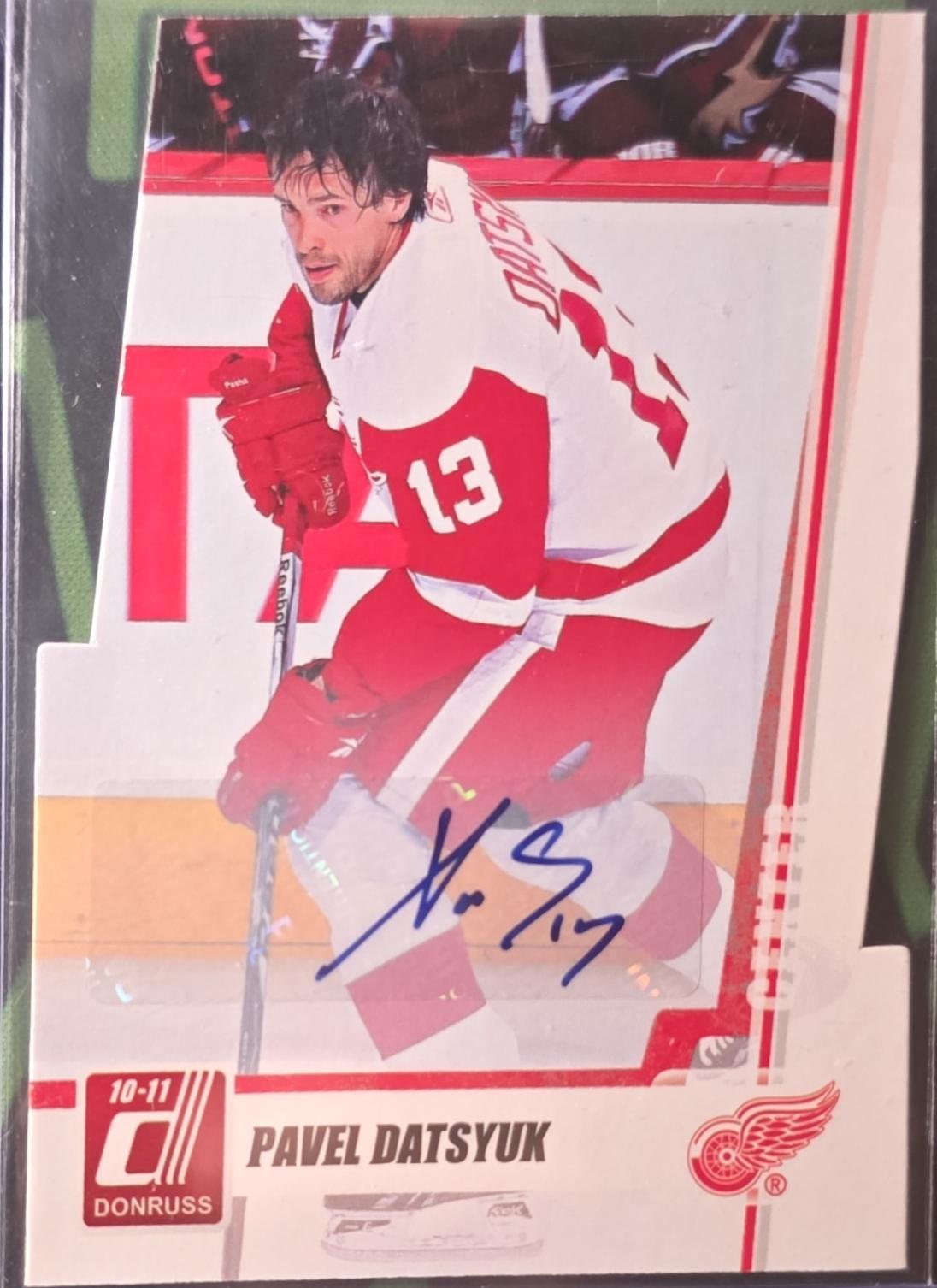 Pavel Datsyuk [Die Cut Gems Autograph] #45