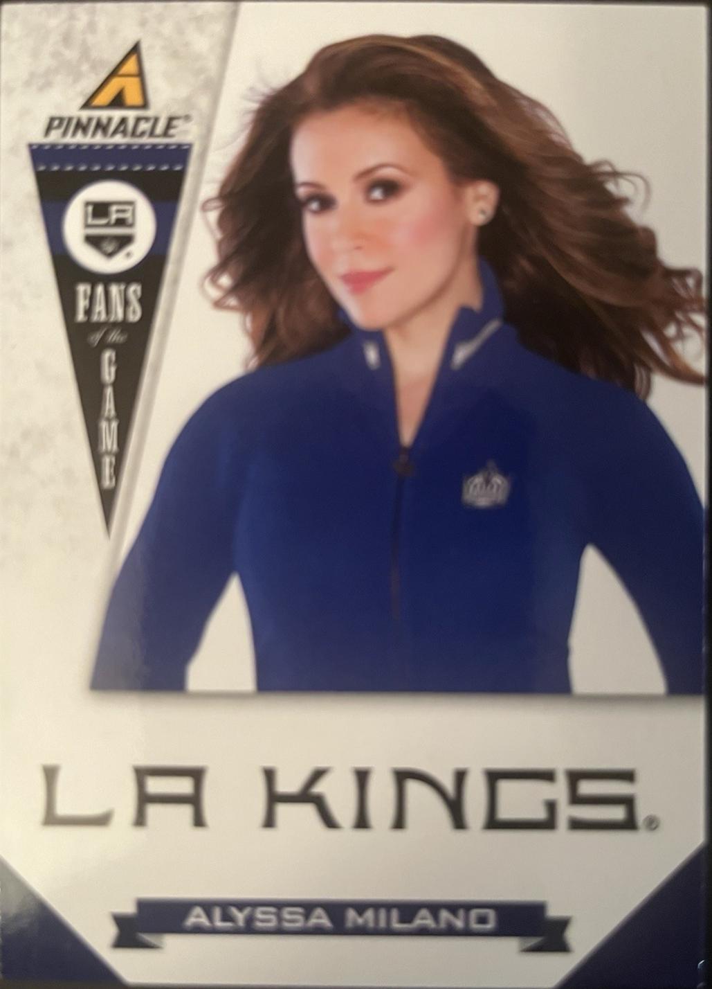 Alyssa Milano #7