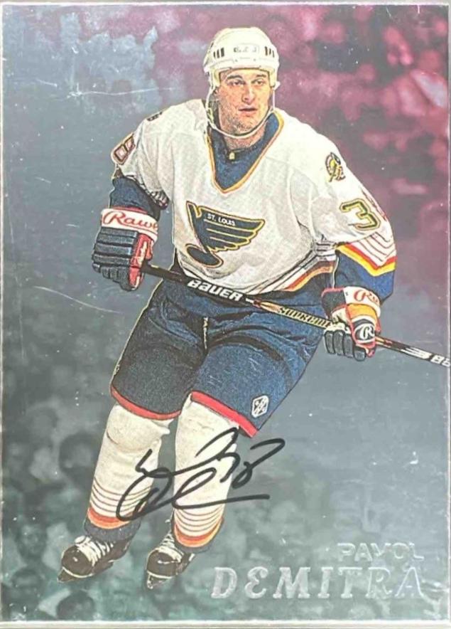 Pavol Demitra [Autograph] #126