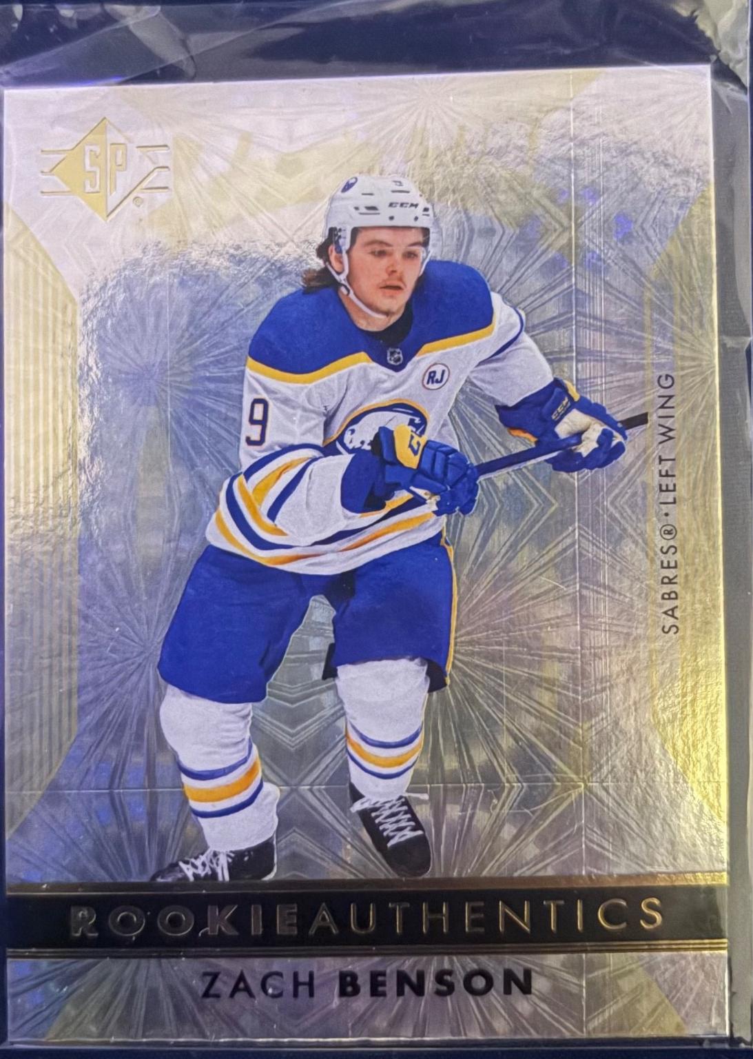 Zach Benson [Gold Tint Patterned Foilboard] #140