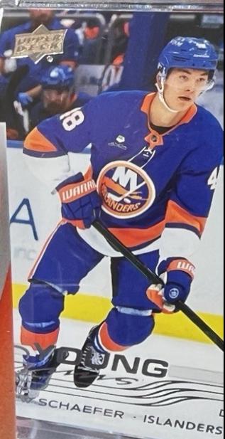 Connor McDavid [Red Rainbow Autograph] #97