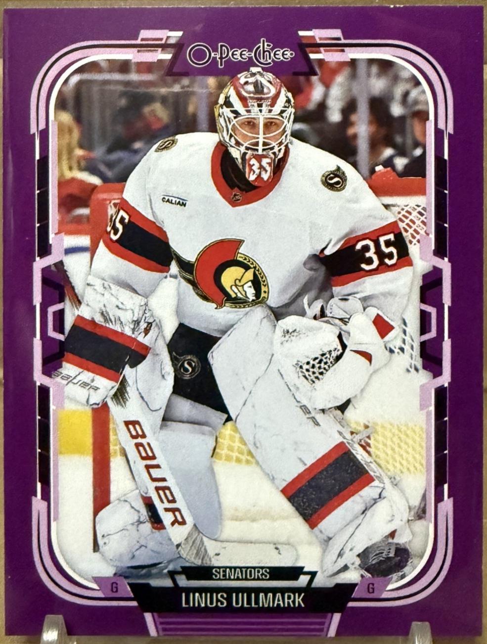 Linus Ullmark [Purple Border] #34