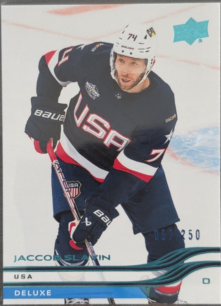 Jaccob Slavin [Deluxe] #692