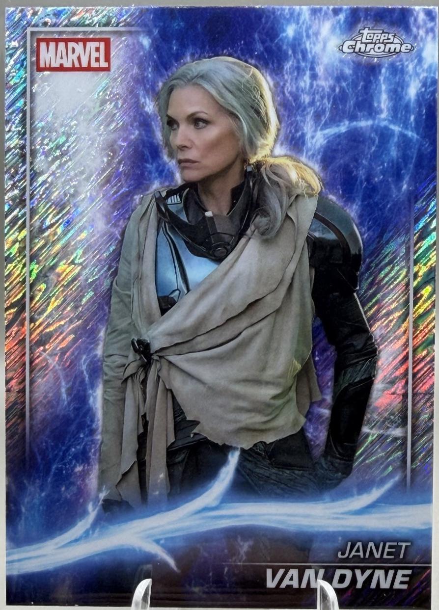Janet Van Dyne [Shimmer Refractor] #92