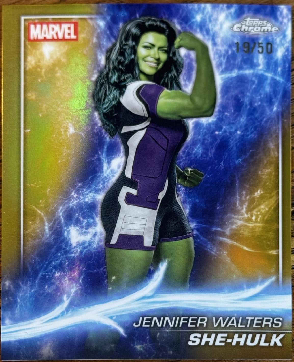 She-Hulk [Gold Refractor] #137