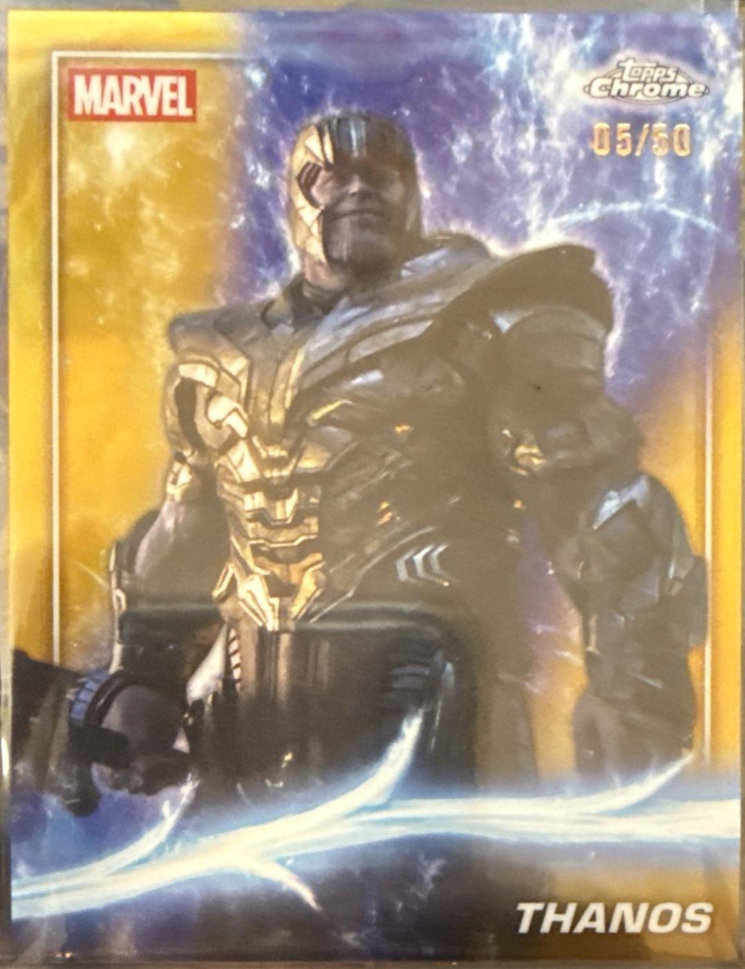 Thanos [Gold Refractor] #100