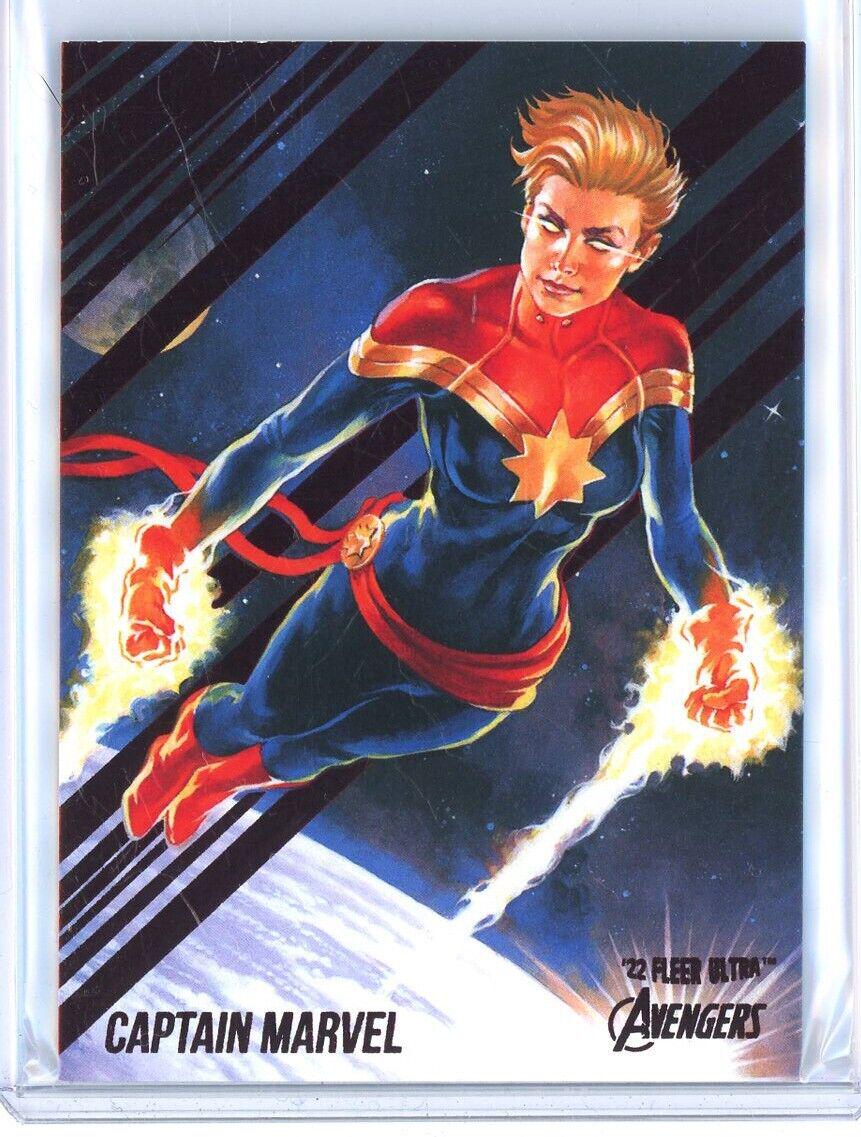 Captain Marvel [Burgundy Foil] #13