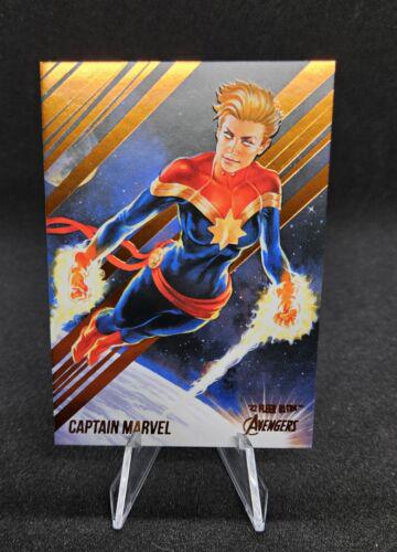 Captain Marvel [Orange Foil] #13