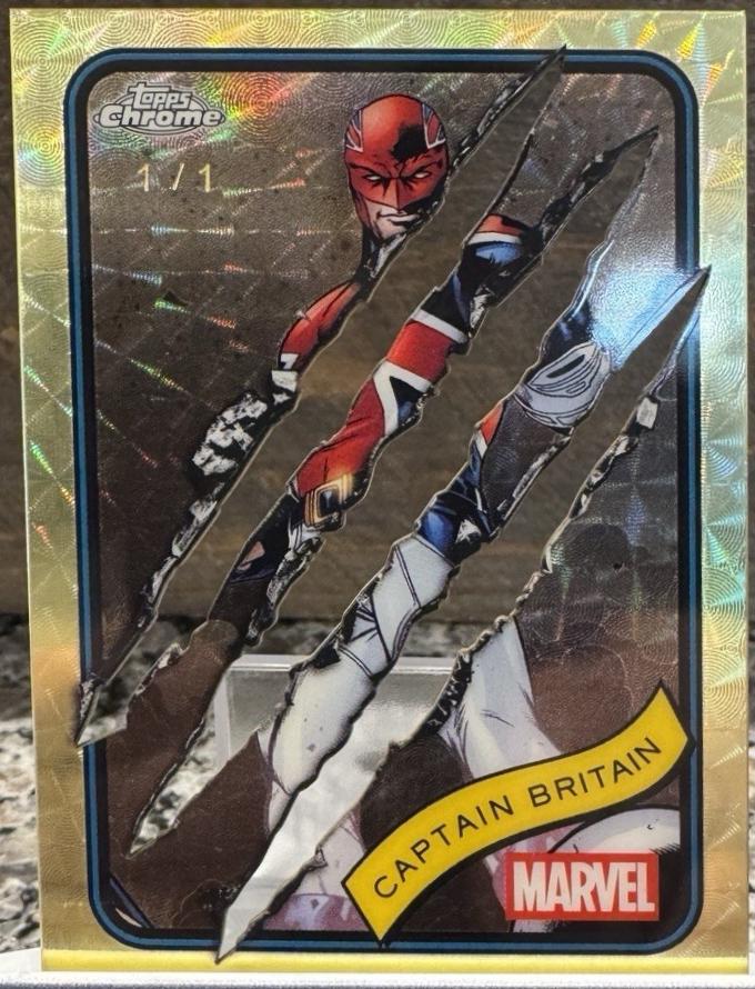 Captain Britain [SuperFractor Clawed] #151
