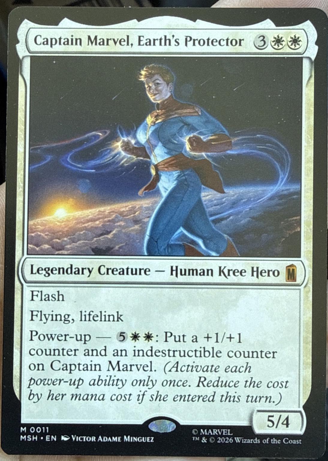Captain Marvel, Earth's Protector [Foil] #11
