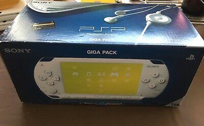 PSP Giga Pack White