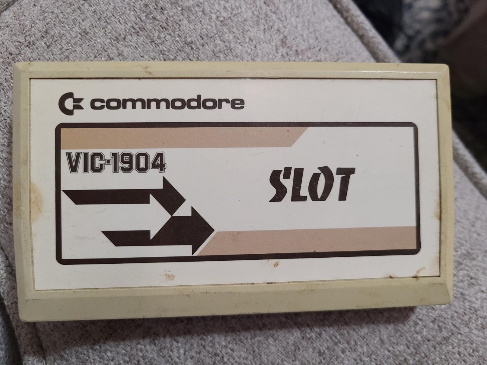 Slot
