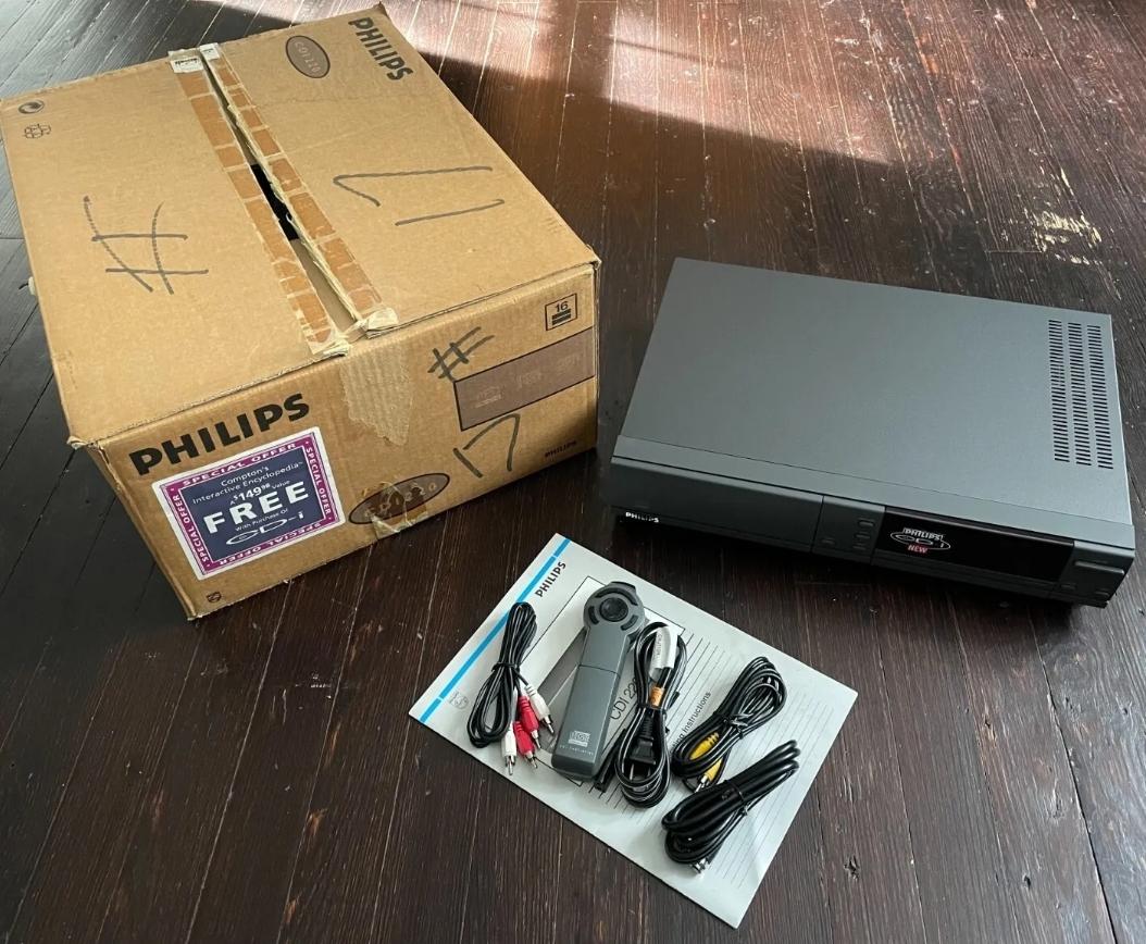 Philips CD-I 220 Console