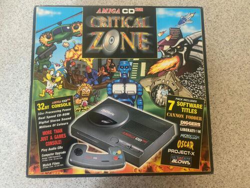 Amiga CD32 [Critical Zone Bundle]