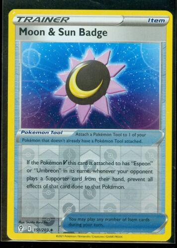 Moon & Sun Badge [Reverse Holo] #151
