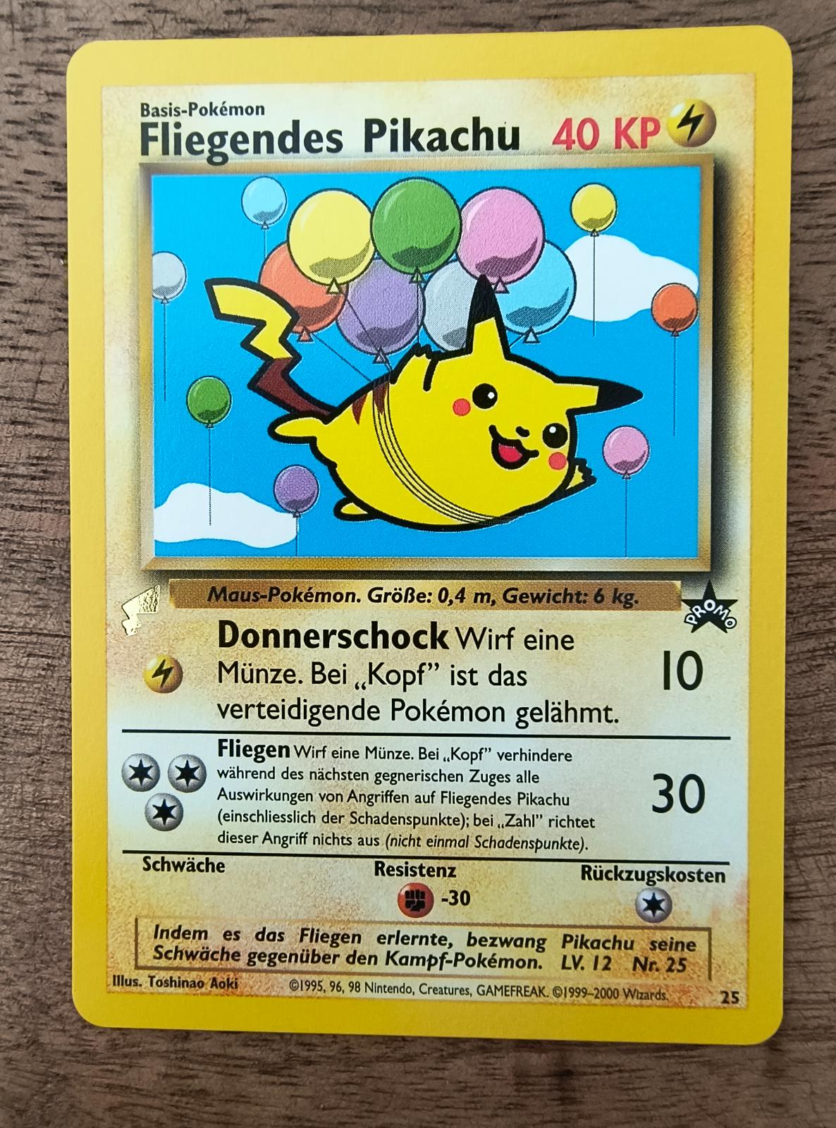 FLYING PIKACHU #25 [2000 POKEMON PIKACHU WORLD COLLECTION] #25