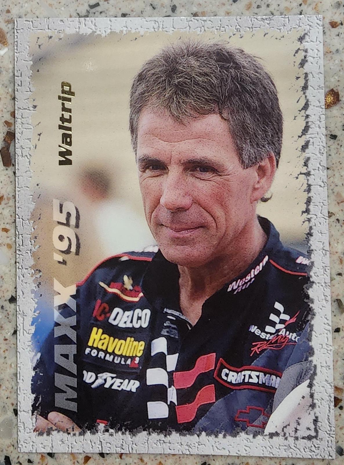 Darrell Waltrip #17