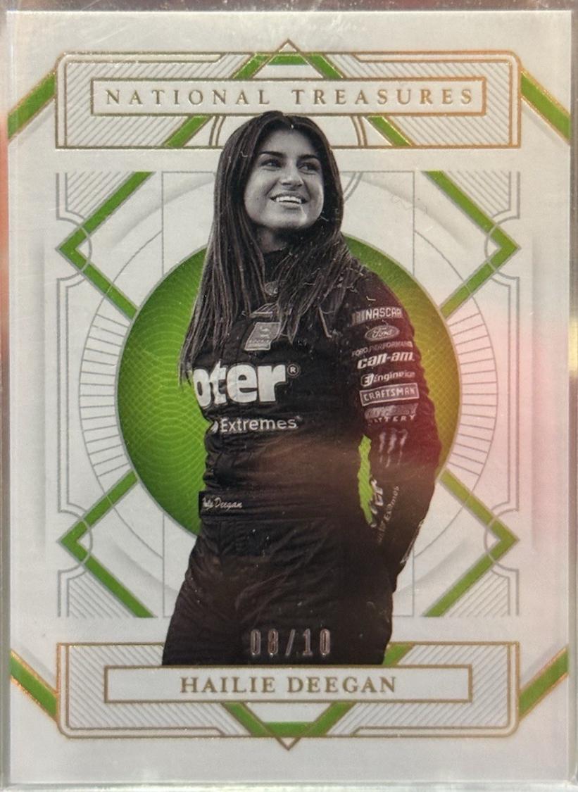 Hailie Deegan [Holo Gold] #98