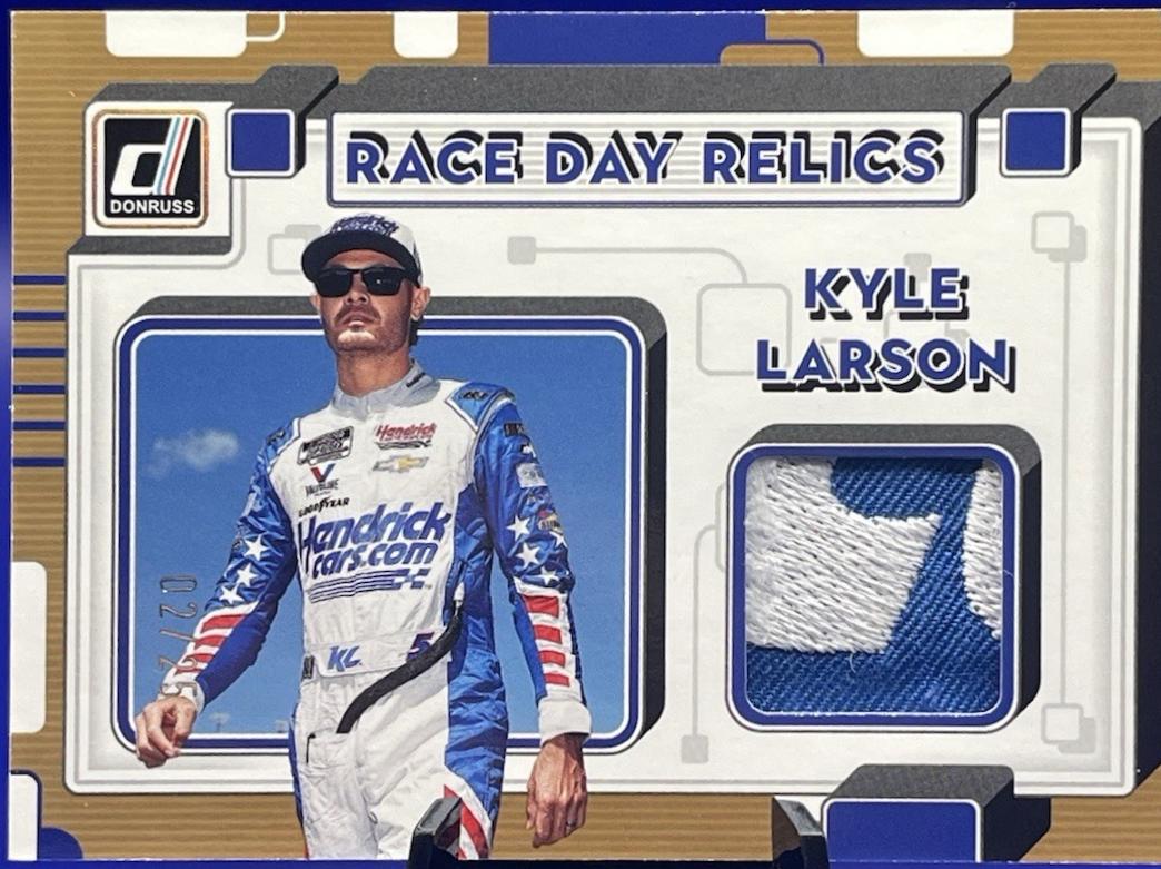 Kyle Larson [Holo Gold] #RR-KL